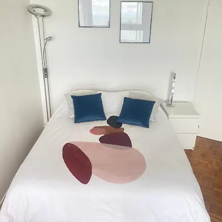 Apartment Vivez La Vue - - Port De Plaisance -